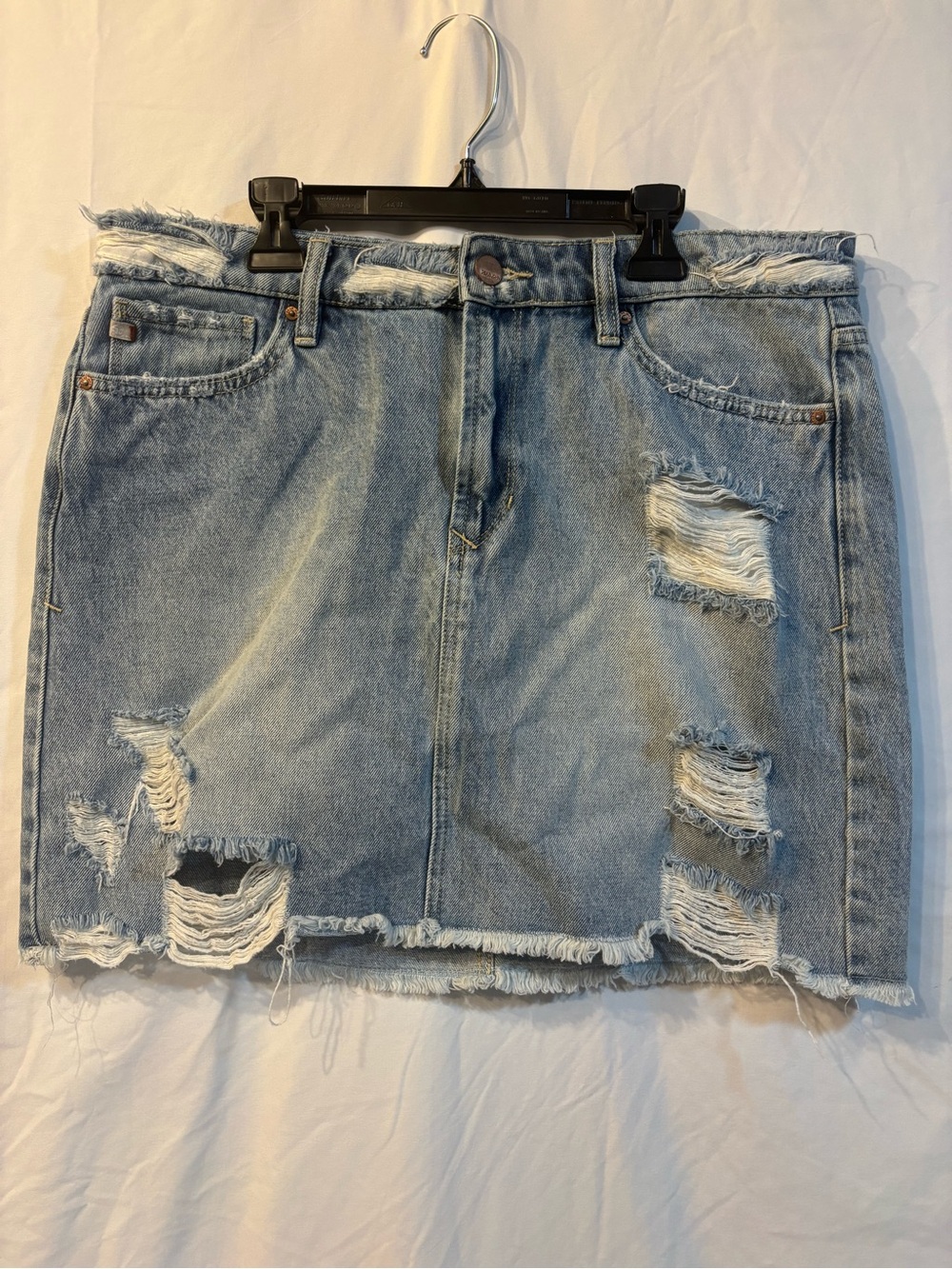 Dear John Distressed Denim Mini Skirt Light Wash Raw Hem Size 31